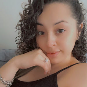 Meet your Posher, Denise